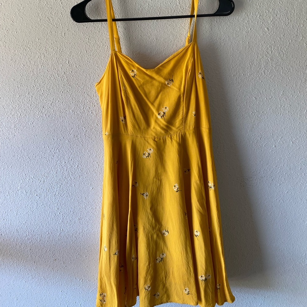 YELLOW dress💛💛💛